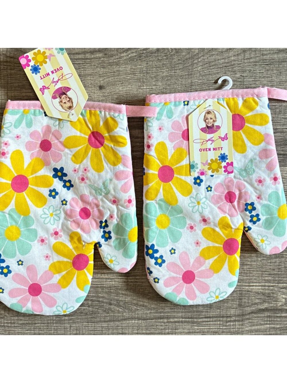 Dolly Parton Floral Oven Mitt Set of 2 7x10 Multicolor Pink Cotton/Poly